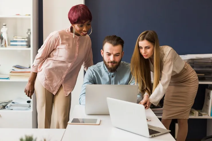 Social Media Press & Influencer Outreach